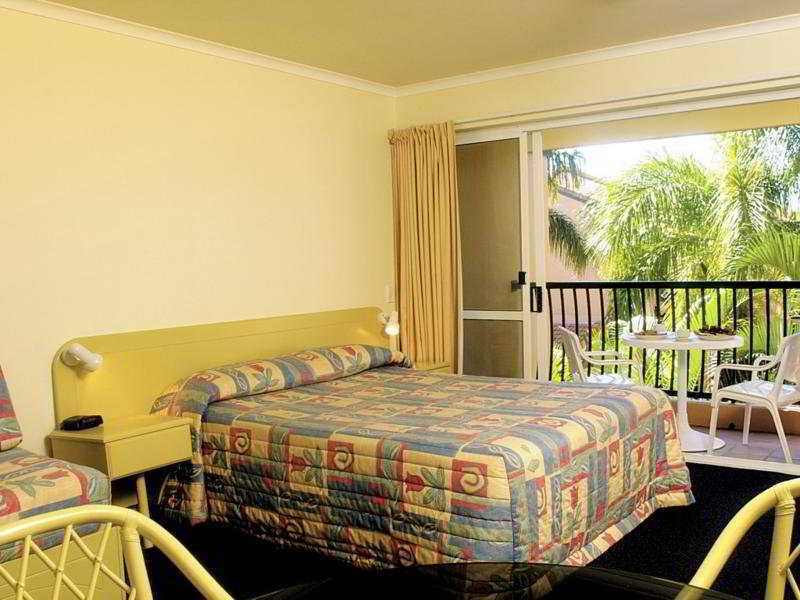 Oaks Sunshine Coast Oasis Resort Калундра Стая снимка